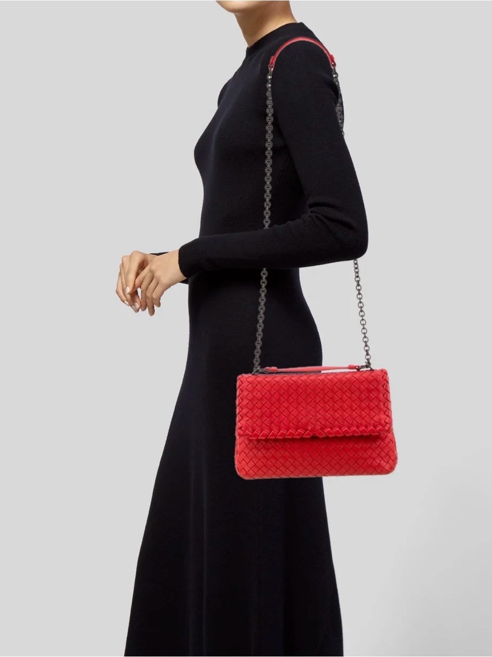 BOTTEGA Veneta Intrecciato Red OLIMPIA Medium Shoulder crossbody Bag Chain COA - Picture 2 of 15
